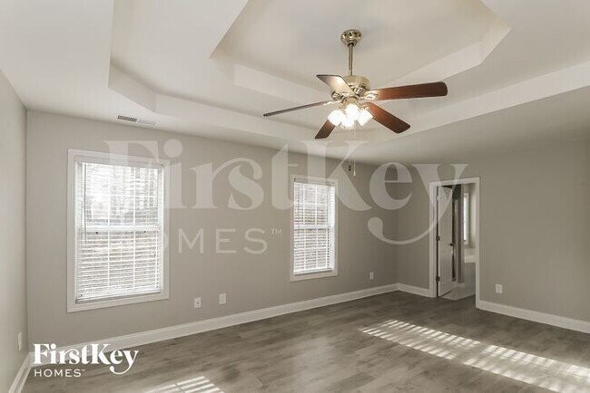 Building Photo - 3941 McGuire Way