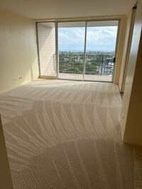 Building Photo - Newly renovated two bedroom Kahala Towers