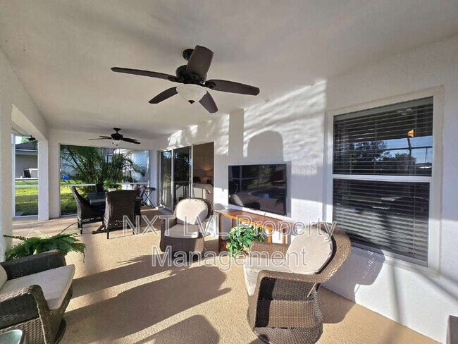 Building Photo - 1243 NW 22nd Ave