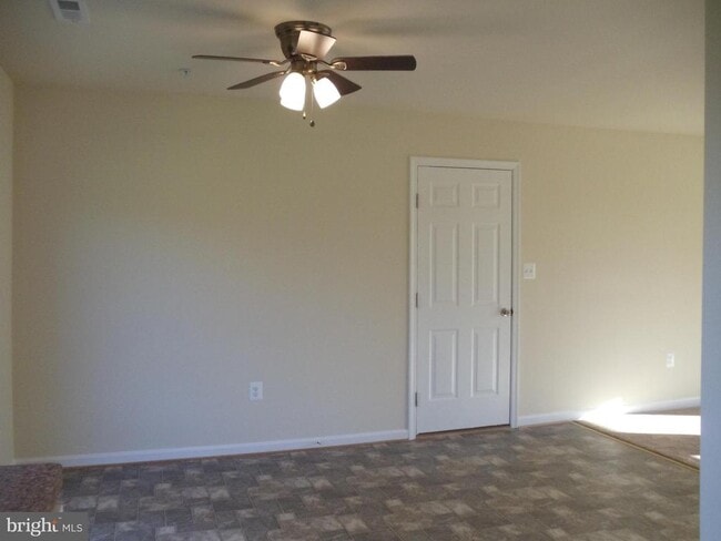 Building Photo - 17972 Wide Bay Way