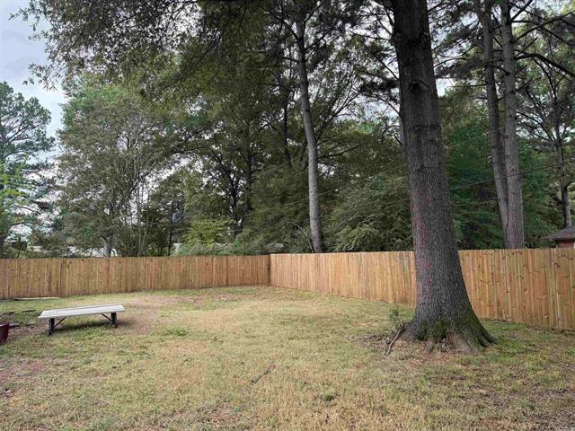 Building Photo - 1115 Salem Rd