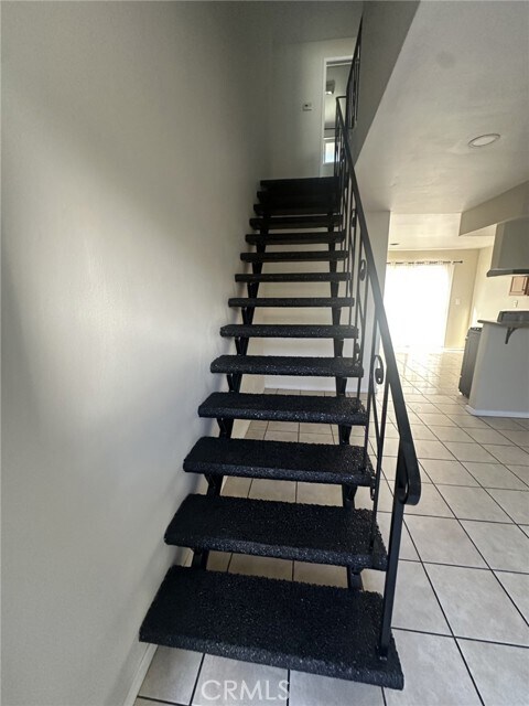 Building Photo - 9509 Los Angeles St