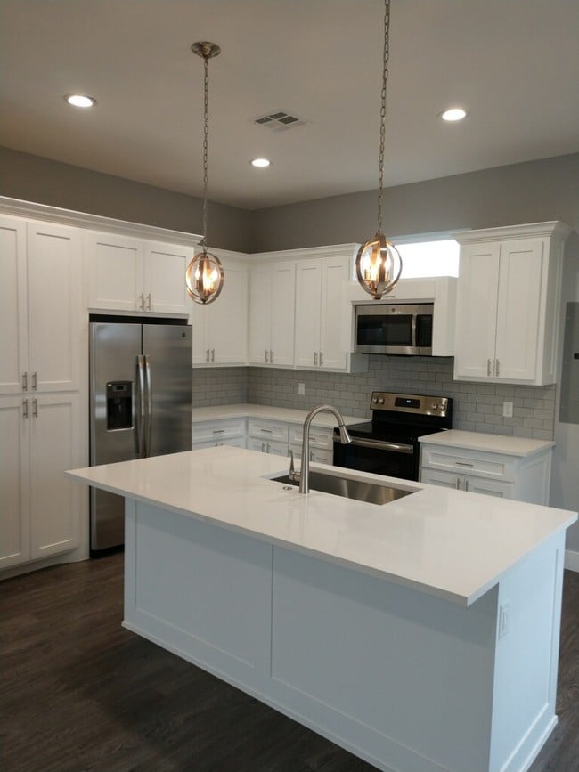 Building Photo - 11874 Sandpiper Road