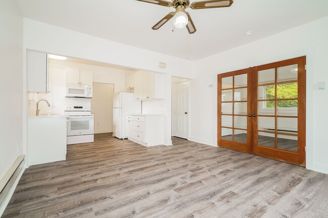 Building Photo - Modern Comfort Meets Classic Charm in This...