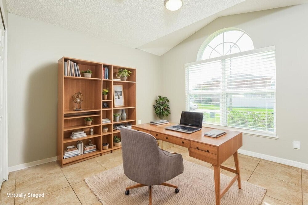 Building Photo - 16844 Cornerwood Dr