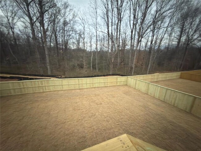 Building Photo - 61 Elijah St