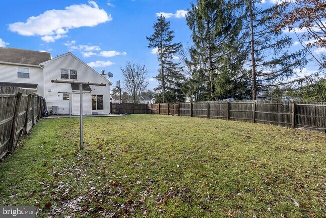 Building Photo - 2673 Jean Dr