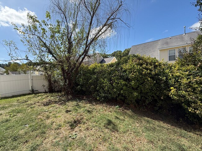 Building Photo - Newly Remodeled 3BD, 2.5BA Raleigh Home wi...