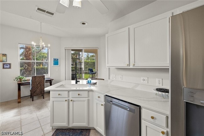 Building Photo - 9050 Las Maderas Dr