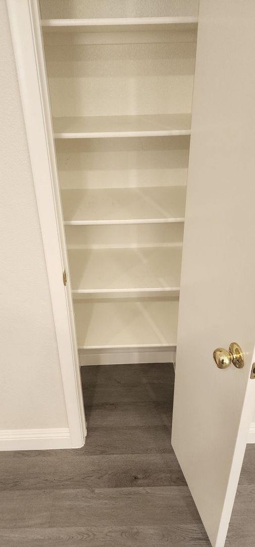 Building Photo - HOUSING CHOICE VOUCHER APPROVED! Spacious Henderson Home with Open Layout & Endless Backyard Pote...