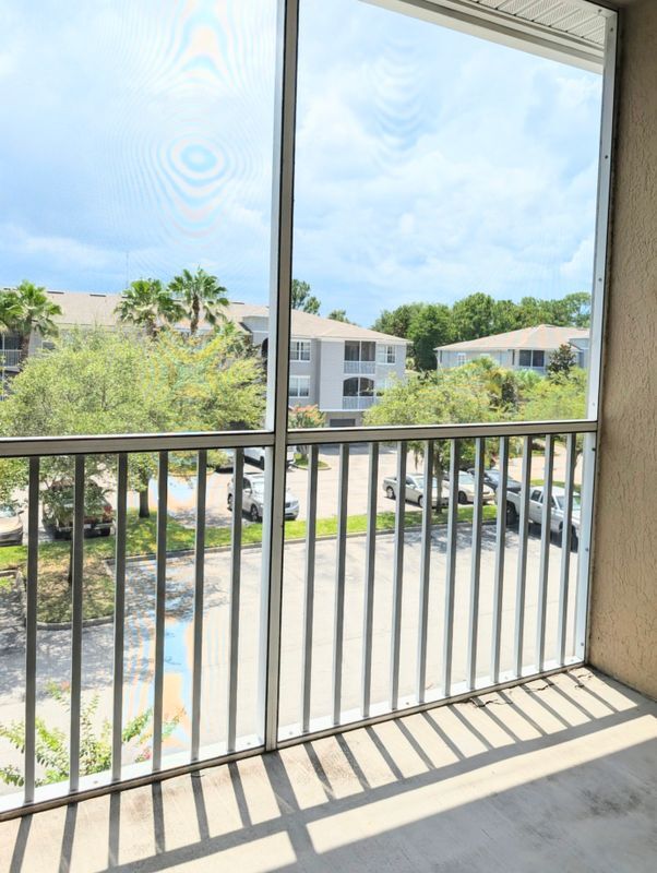 Building Photo - 415 S Villa San Marco Dr