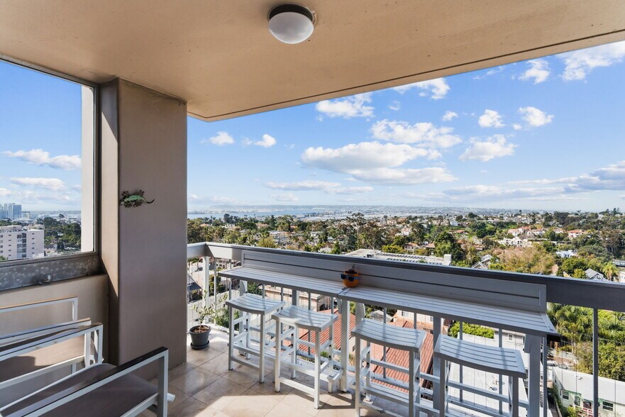 Building Photo - 3535 1st Ave