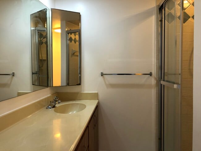 Building Photo - 4712 47th Way