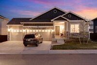 Building Photo - 1882 La Salle Dr