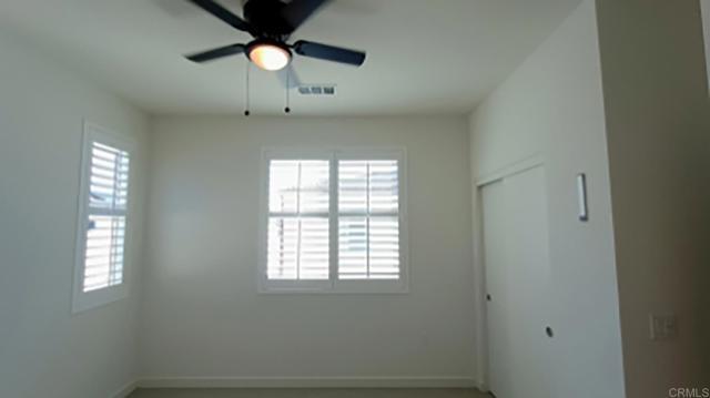 Building Photo - 5465 Seacliff Pl