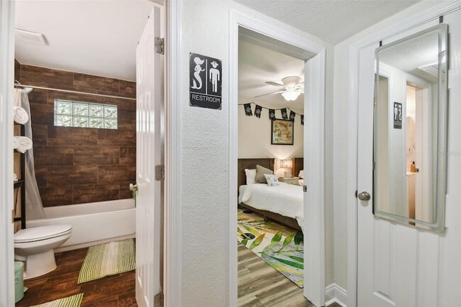 Building Photo - 4324 S Clark Ave