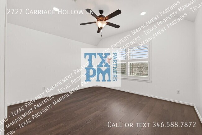 Building Photo - 2727 Carriage Hollow Ln