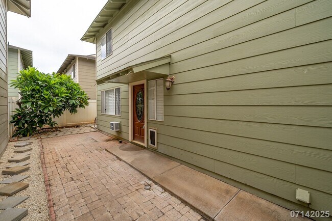 Building Photo - 3Bd, 2Ba Condo in Lombard Way, Ewa Gentry