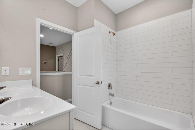 Building Photo - 21 Yardley Ct