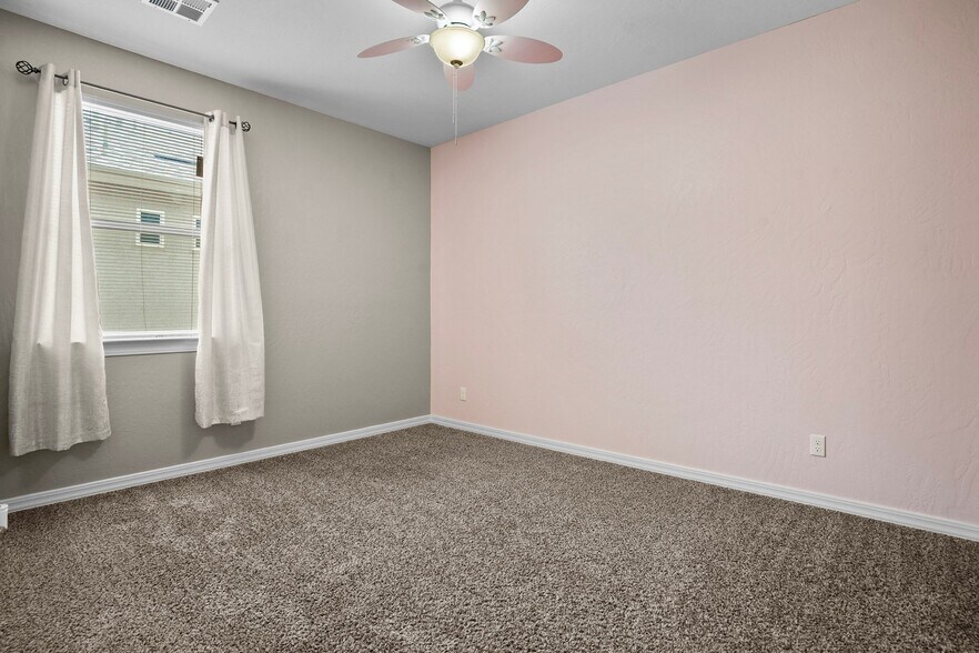 Building Photo - 12540 Arrow Weed Dr