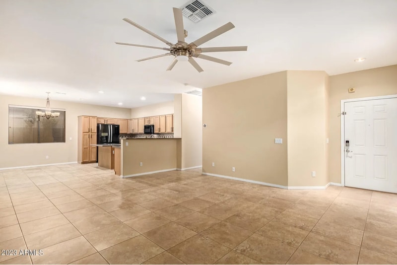 Building Photo - 12527 W Campina Dr