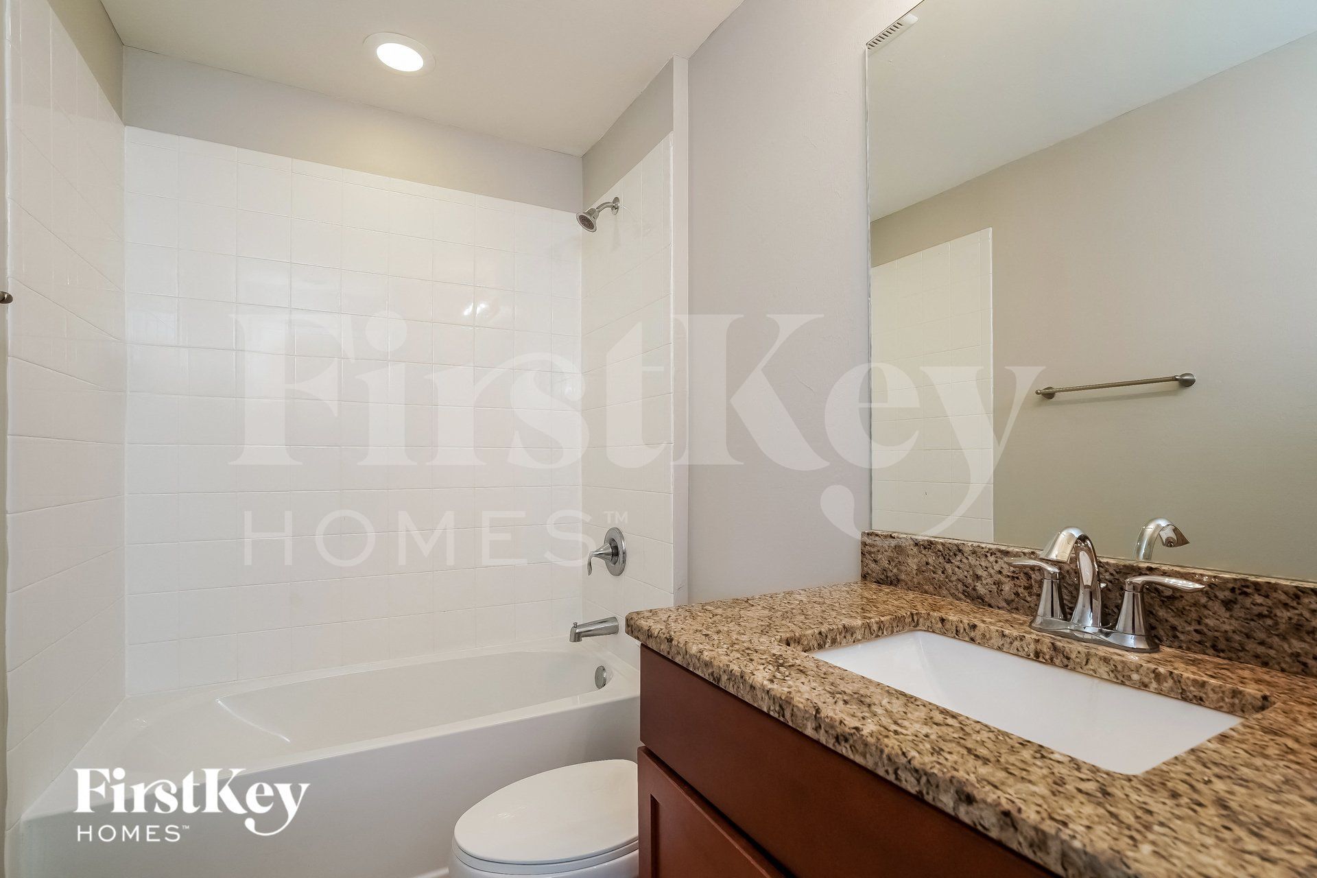 Building Photo - 1719 NW 25th Ln