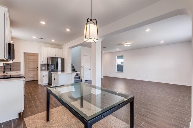 Building Photo - 14217 Silver Lace Ln