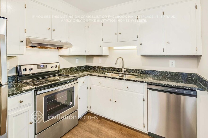 Building Photo - 9924 Starwood Dr