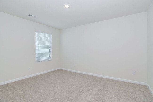 Building Photo - 1115 Sims Dr