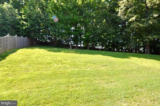 Building Photo - 3713 Stonewall Manor Dr