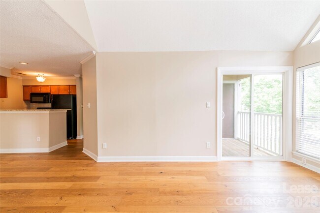 Building Photo - 2516 Cranbrook Ln
