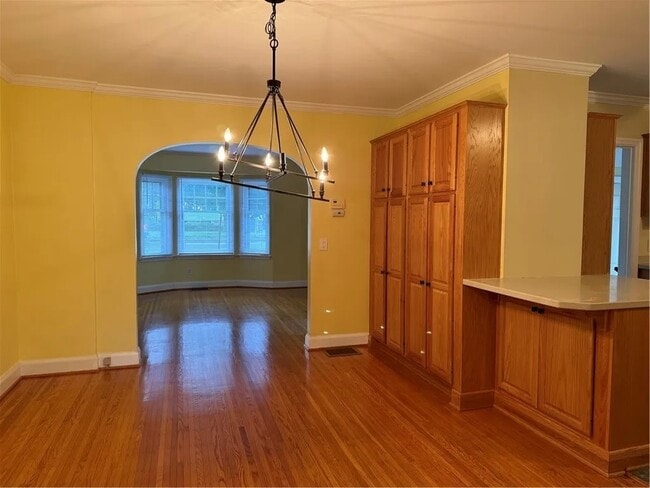 Building Photo - 74 S Main St