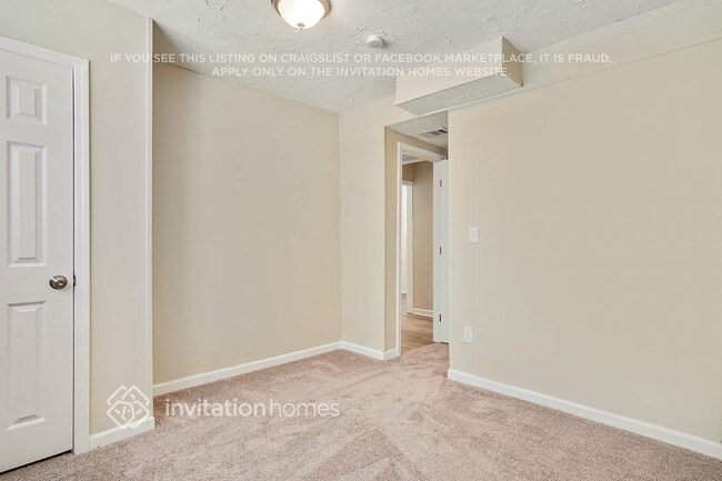 Building Photo - 5795 Deerfield Trail