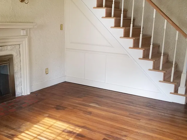 Building Photo - 3563 Cowden Ave