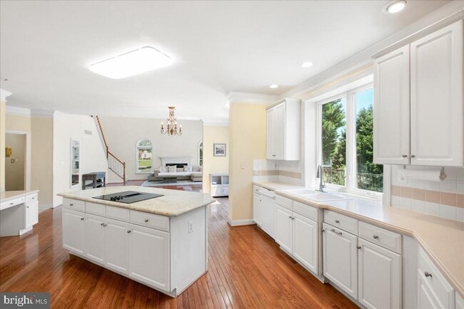 Building Photo - 10243 Brittenford Dr
