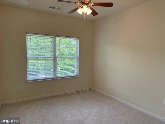 Building Photo - 312 Quinton Oaks Cir