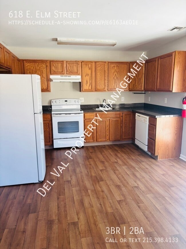 Building Photo - 618 E Elm St