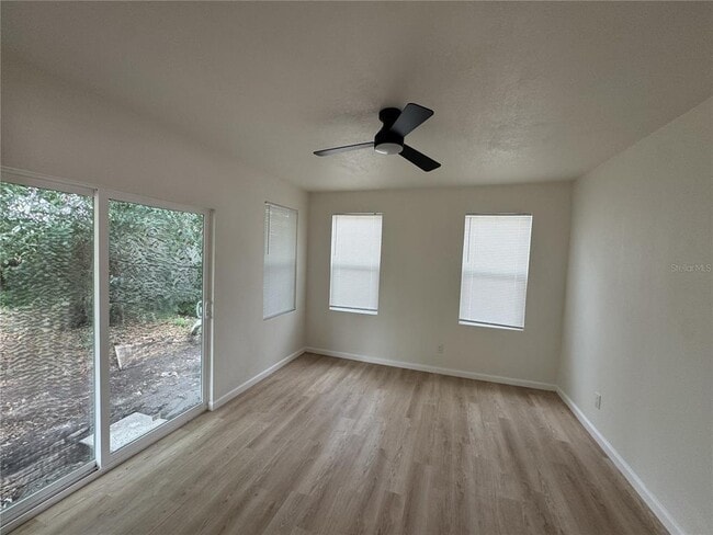 Building Photo - 1589 Viburnum Ln