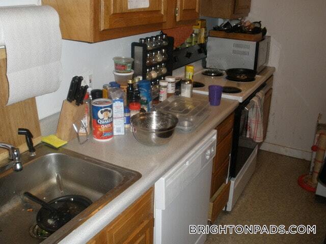 Building Photo - 675 Washington St