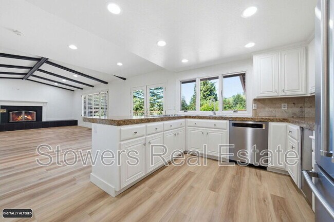 Building Photo - 155 Mountain Canyon Pl