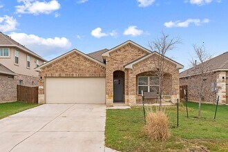 Building Photo - Gorgeous 4-bedroom home!