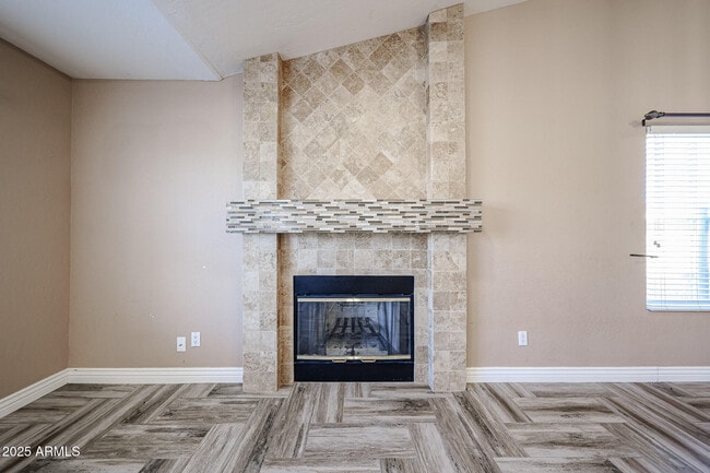 Building Photo - 8963 E Floriade Dr