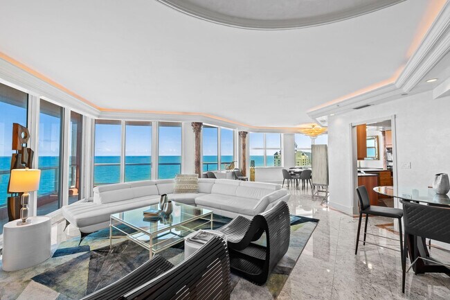 Building Photo - 2110 N Ocean Blvd