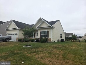 Building Photo - 31 Wavyleaf Dr