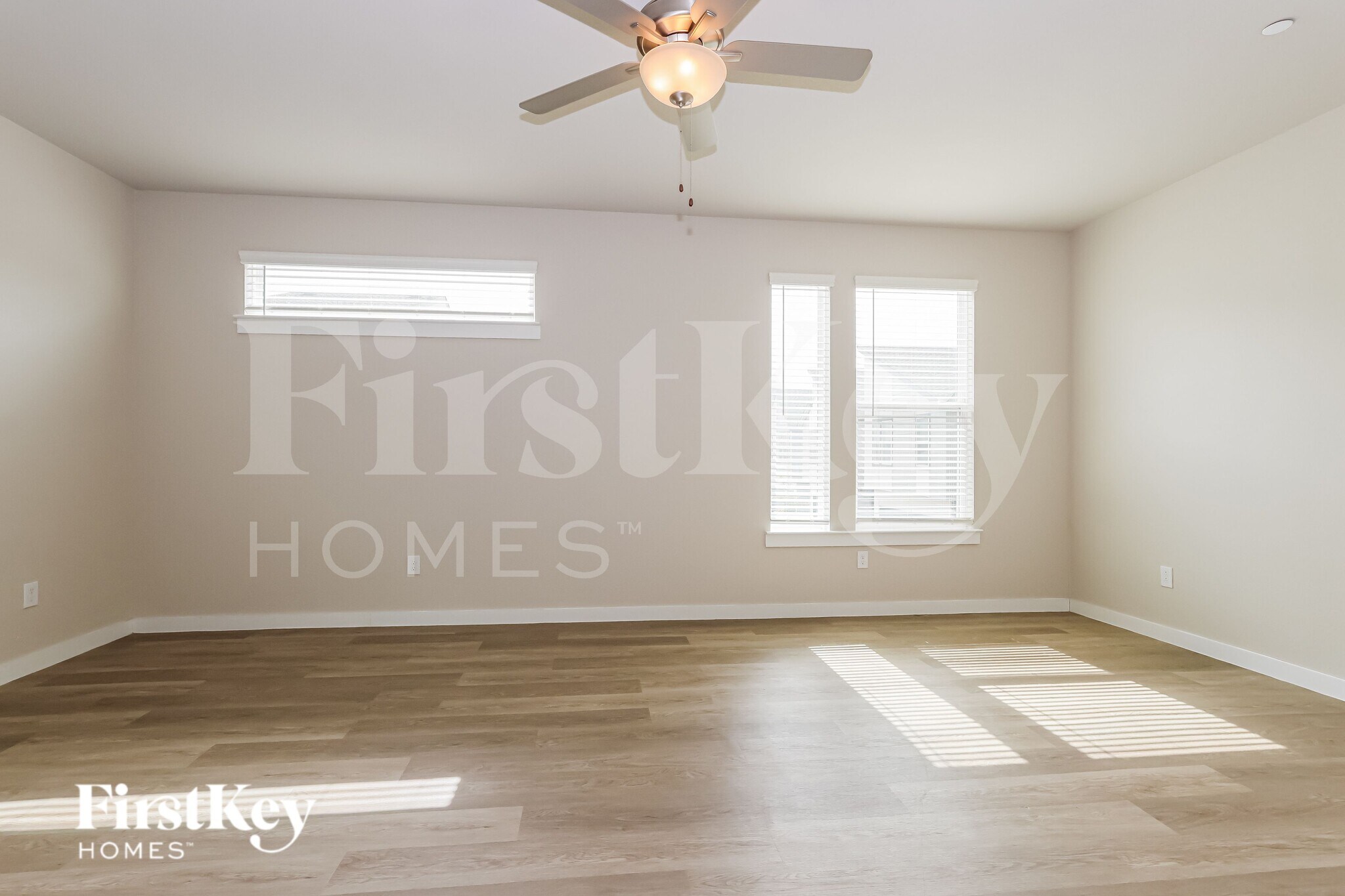 Building Photo - 18342 W Centro Cir