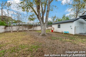 Building Photo - 185 Bryn Mawr Dr