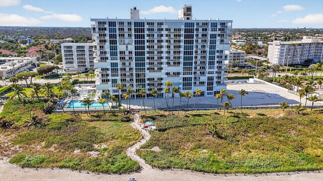 Building Photo - 3000 S Ocean Blvd