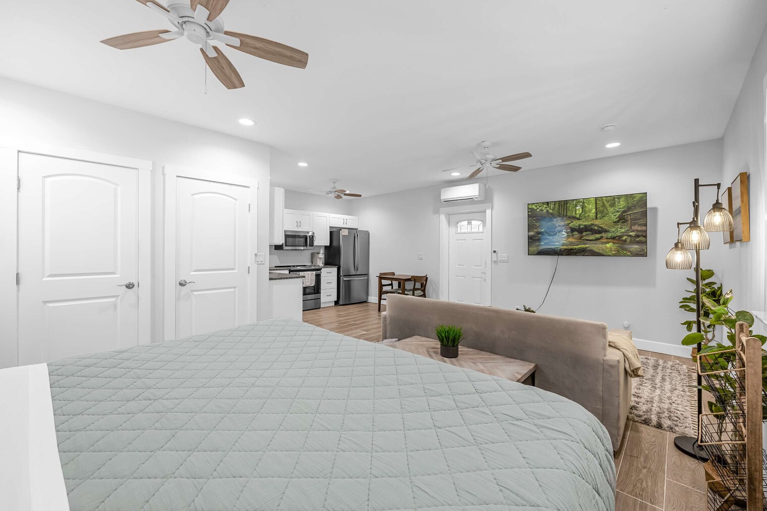 Building Photo - 905 N Tropical Trail