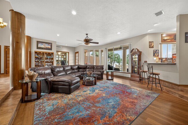 Building Photo - 1623 Lake Arbor Dr