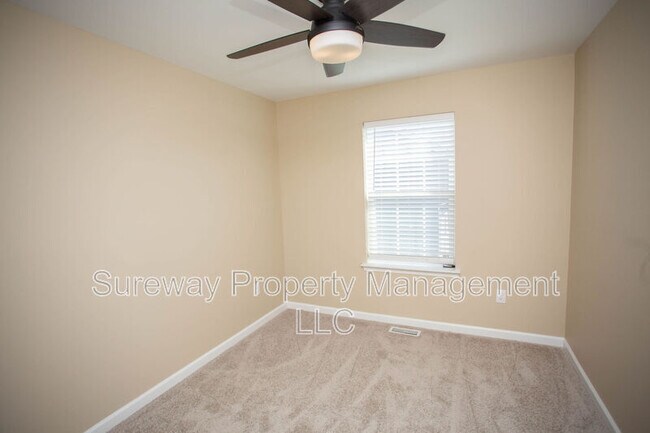 Building Photo - 239 Macoun Way